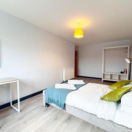 The Sunset Apartment - Margate Beach - By Goldex Coastal Breaks Екстериор снимка