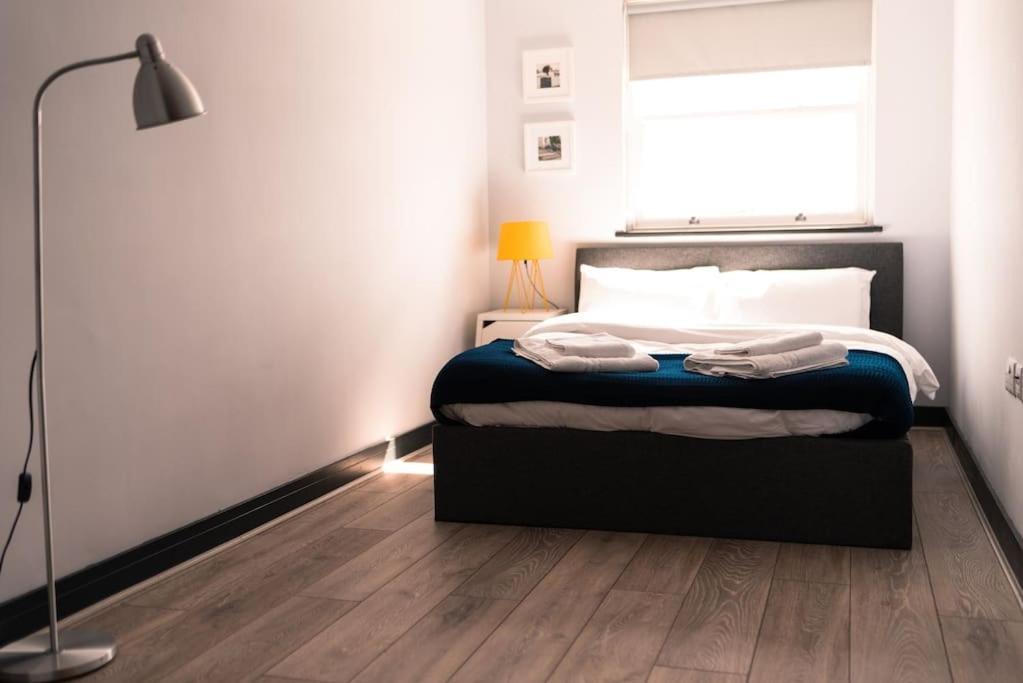 The Sunset Apartment - Margate Beach - By Goldex Coastal Breaks Екстериор снимка